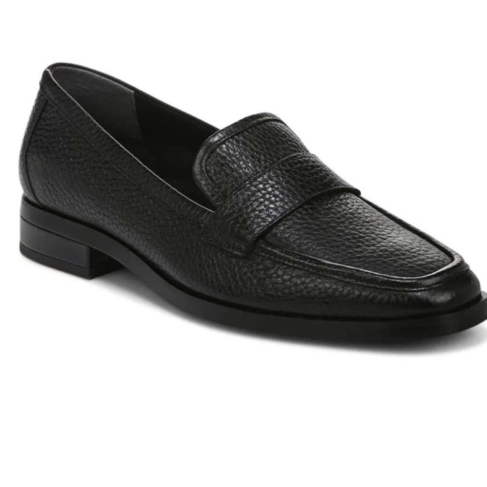 “VIONIC” Sellah Leather Loafers